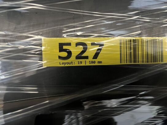 Palle med Assoreteret Plast Kasser