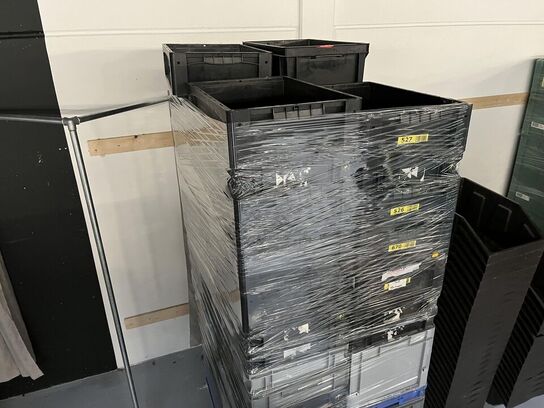 Palle med Assoreteret Plast Kasser