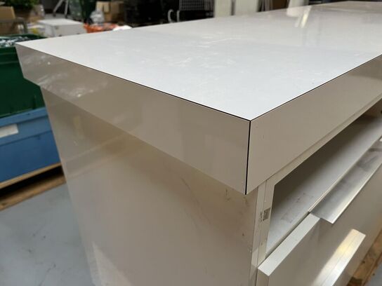 Udstillings disk til butik 