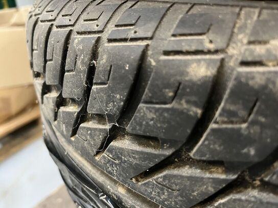 7. Stk. Dæk med stål fælge