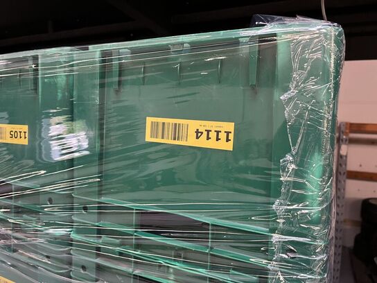 16. Stk. Grønne Plast kasser