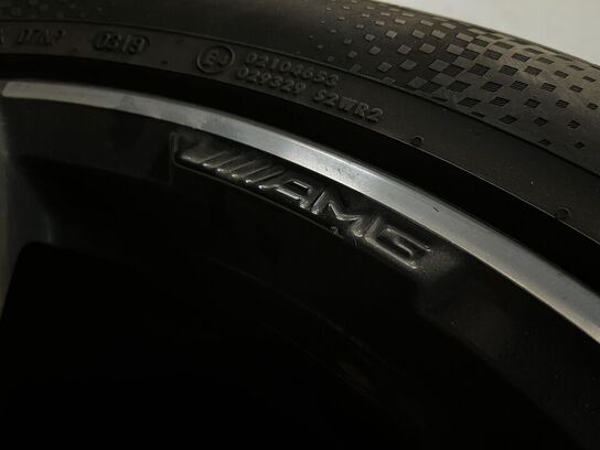 4. Stk. Dæk med AMG Alu fælge