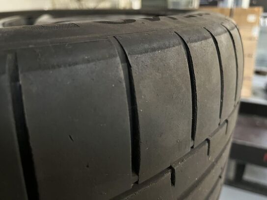 4. Stk. Dæk med AMG Alu fælge