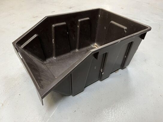 40. Stk. Sorte Plast Kasser