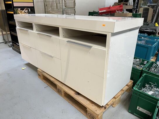 Udstillings disk til butik 