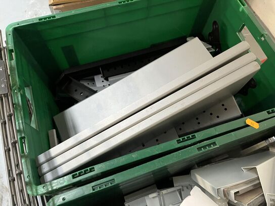 Butiks ophæng med gitter og hylde ophæng