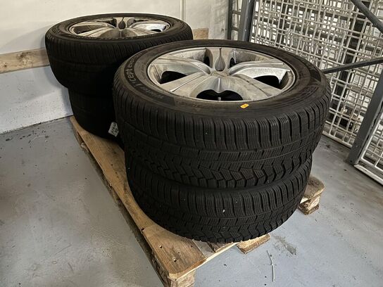 4. Stk. Dæk med Alu fælge 