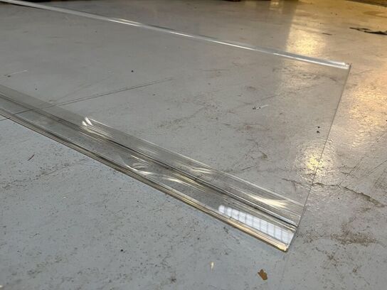 Udstillings holder i plast 