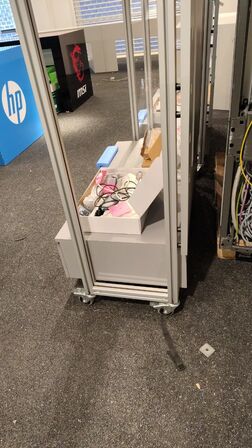 2. Stk. Butiks display med lys