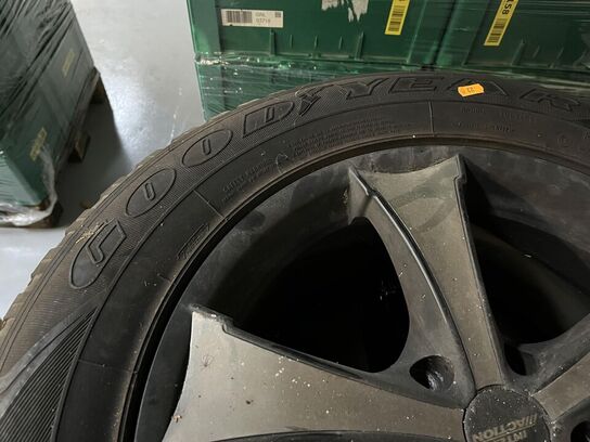 4. Stk. Dæk med Alu fælge 