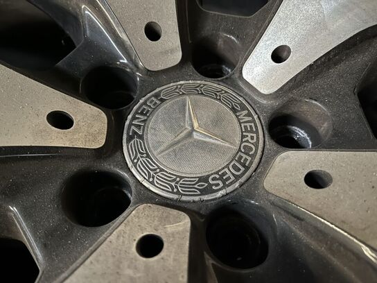 4. Stk. Dæk med AMG Alu fælge