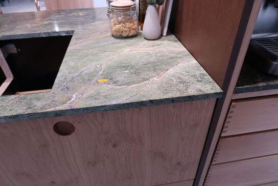 Køkken i røget egetræ  FORM PLUS+ 