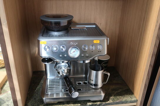 Espressomaskine  SAGE Model: BES875 BSS/D
