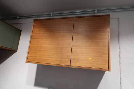 Køkkeninventar i valnød/grøn linoleum  FORM PLUS +