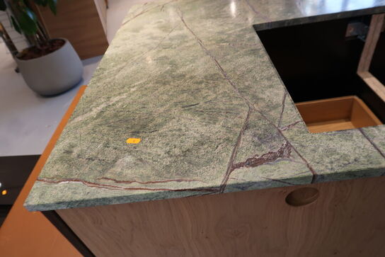 Køkken i røget egetræ  FORM PLUS+ 