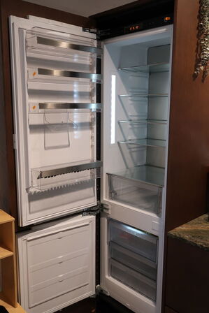 Form Plus+ ApS* Snedkerkøkken, Hvidevare, Kontorinventar mv.