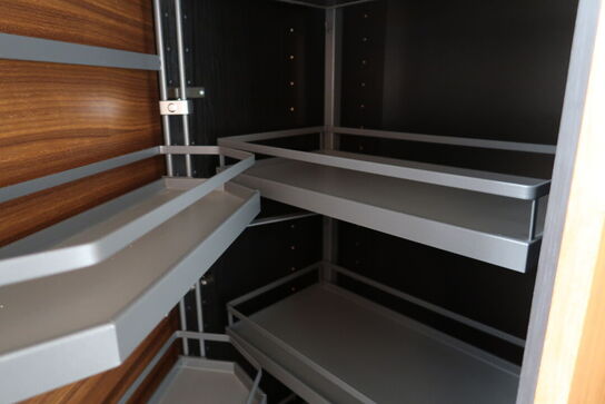 Køkkeninventar i valnød/grøn linoleum  FORM PLUS +