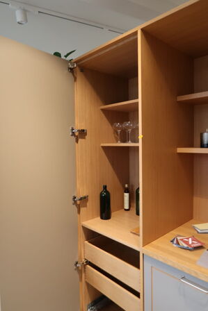 Køkkenvæg/element FORM PLUS+