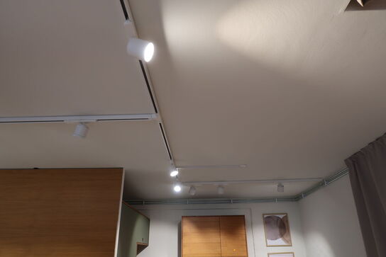 Justerbar spotlamper