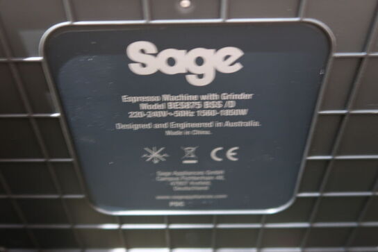 Espressomaskine  SAGE Model: BES875 BSS/D