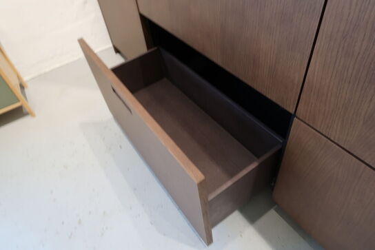 Køkken i røget egetræ  FORM PLUS+ 