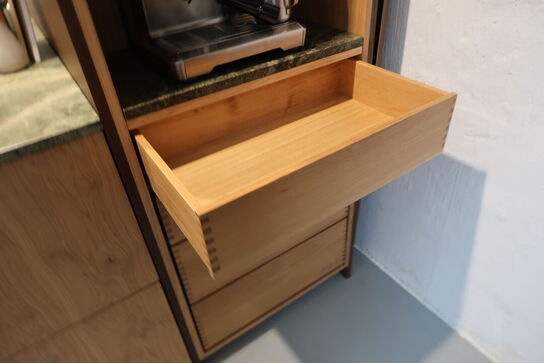 Køkken i røget egetræ  FORM PLUS+ 