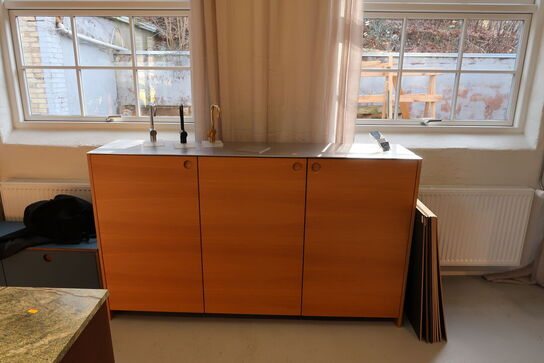 Køkkenelement i stål/ egetræ  FORM PLUS+