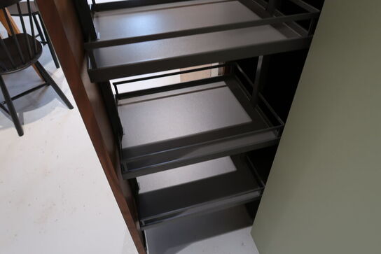 Køkkeninventar i valnød/grøn linoleum  FORM PLUS +