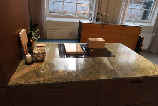 Køkken i røget egetræ  FORM PLUS+ 