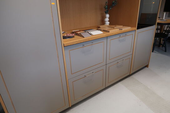 Køkkenvæg/element FORM PLUS+