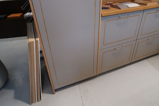 Køkkenvæg/element FORM PLUS+