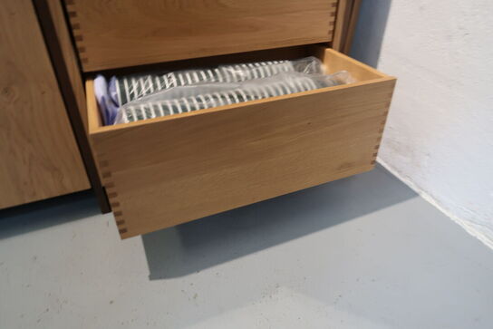 Køkken i røget egetræ  FORM PLUS+ 