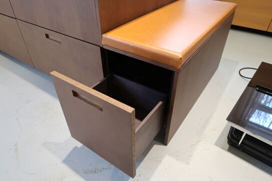 Køkken i røget egetræ  FORM PLUS+ 