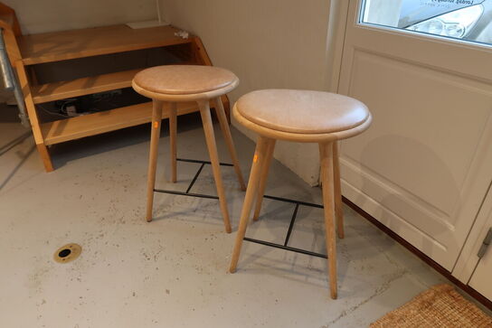 2 stk. barstole i egetræ MATER