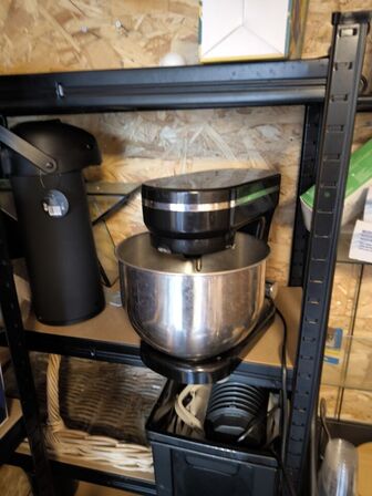 Indhold i skur (se beskrivelse)