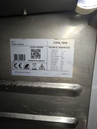 Køleskab COOL HEAD CR7