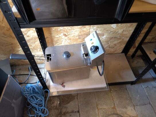 Indhold i skur (se beskrivelse)