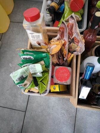 Div. Kasser med indhold