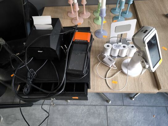 Kasseapparat med bonprinter og FLATPAY terminal