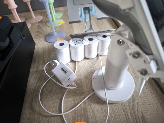 Kasseapparat med bonprinter og FLATPAY terminal