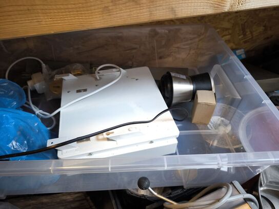 Indhold i skur (se beskrivelse)