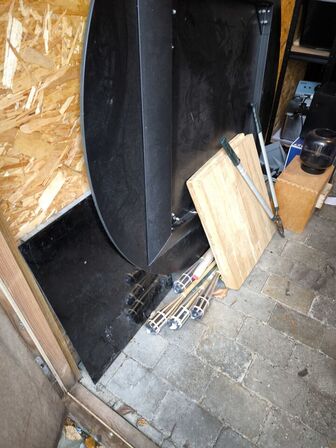 Indhold i skur (se beskrivelse)