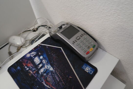 Disk uden indhold, med betalingsautomat