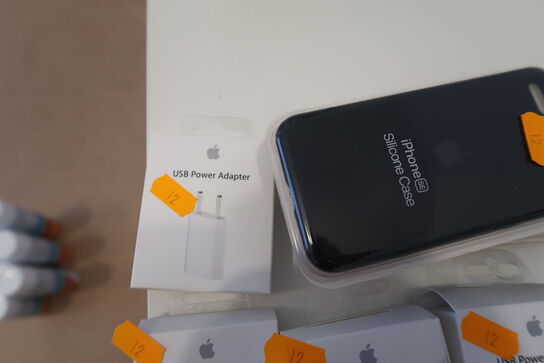 5 stk. covers samt 4 stk. strømadaptere