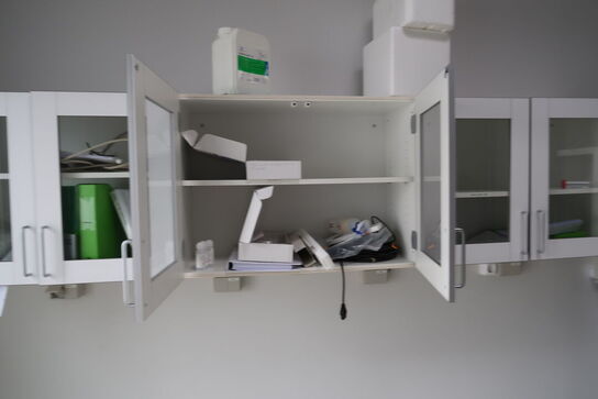 Overskabe med indhold