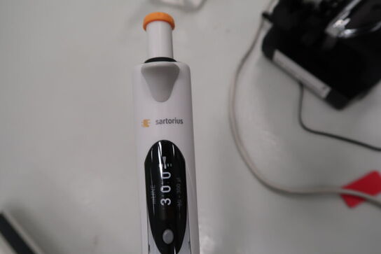 Elektrisk pipette SARTORIUS 300