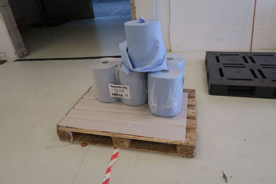 Div. aftørringspapir, plastikpaller m.m.