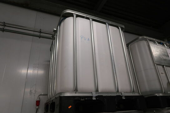 2 stk. palletanke med indhold, samt pumpesystem DENIOS