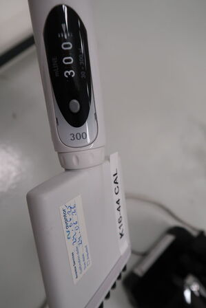 Elektrisk pipette SARTORIUS 300