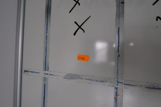 2 stk. whiteboards samt skuffemodul
